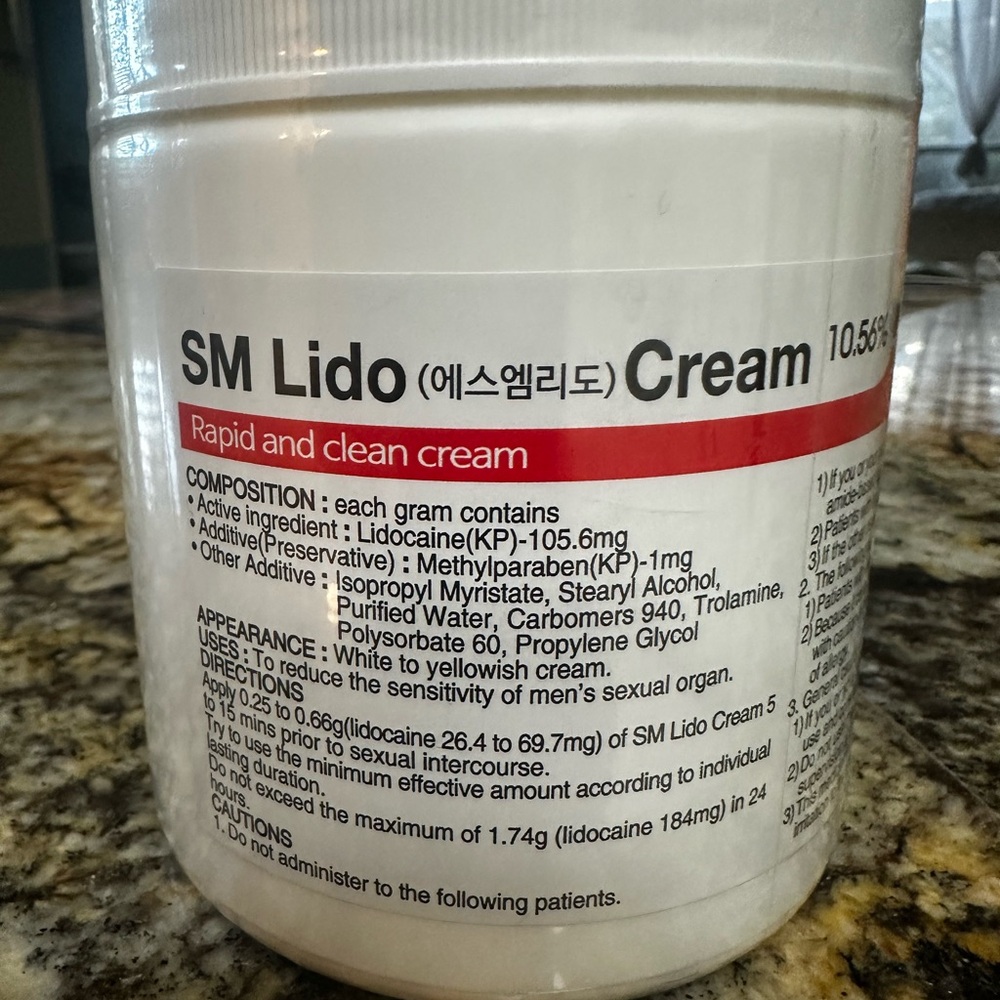 SM Lido Numbing Cream - White with Red Accent